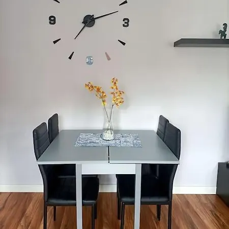 Piso Recién Reformado En Gascona Oviedo