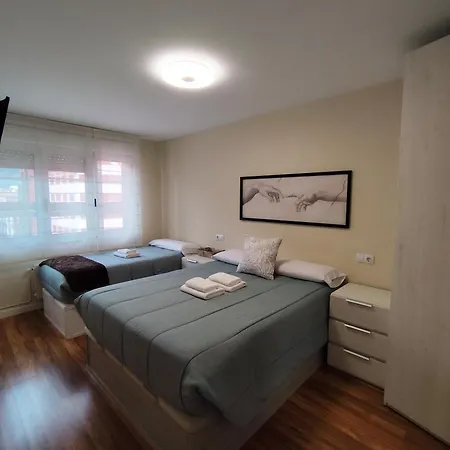 Апартаменты Piso Recien Reformado En Gascona Овьедо